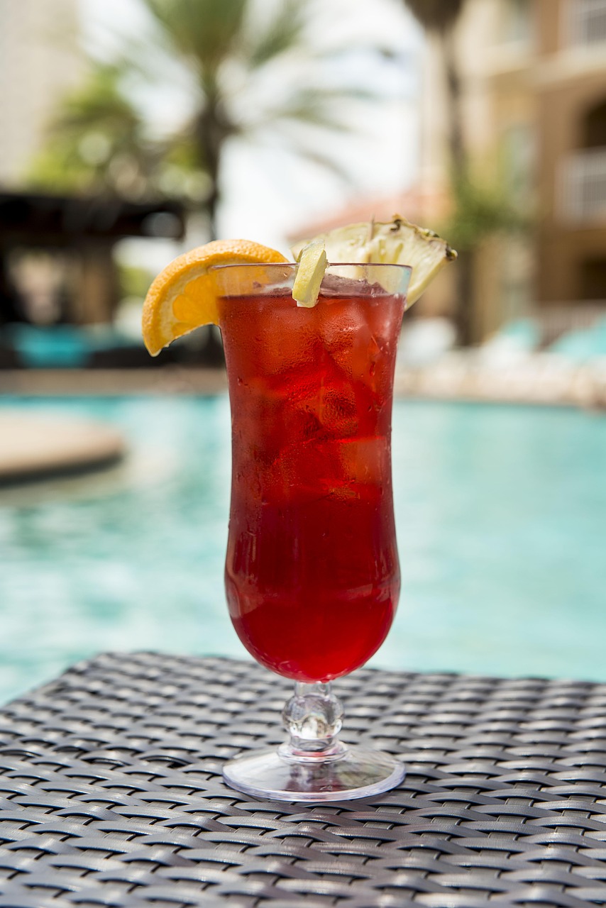 cocktail, drink, poolside, alcohol, bar, glass, nature, beverage, celebration, summer, refreshment, cold, liquid, alcoholic